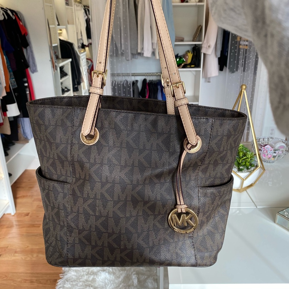 Michael Kors purse